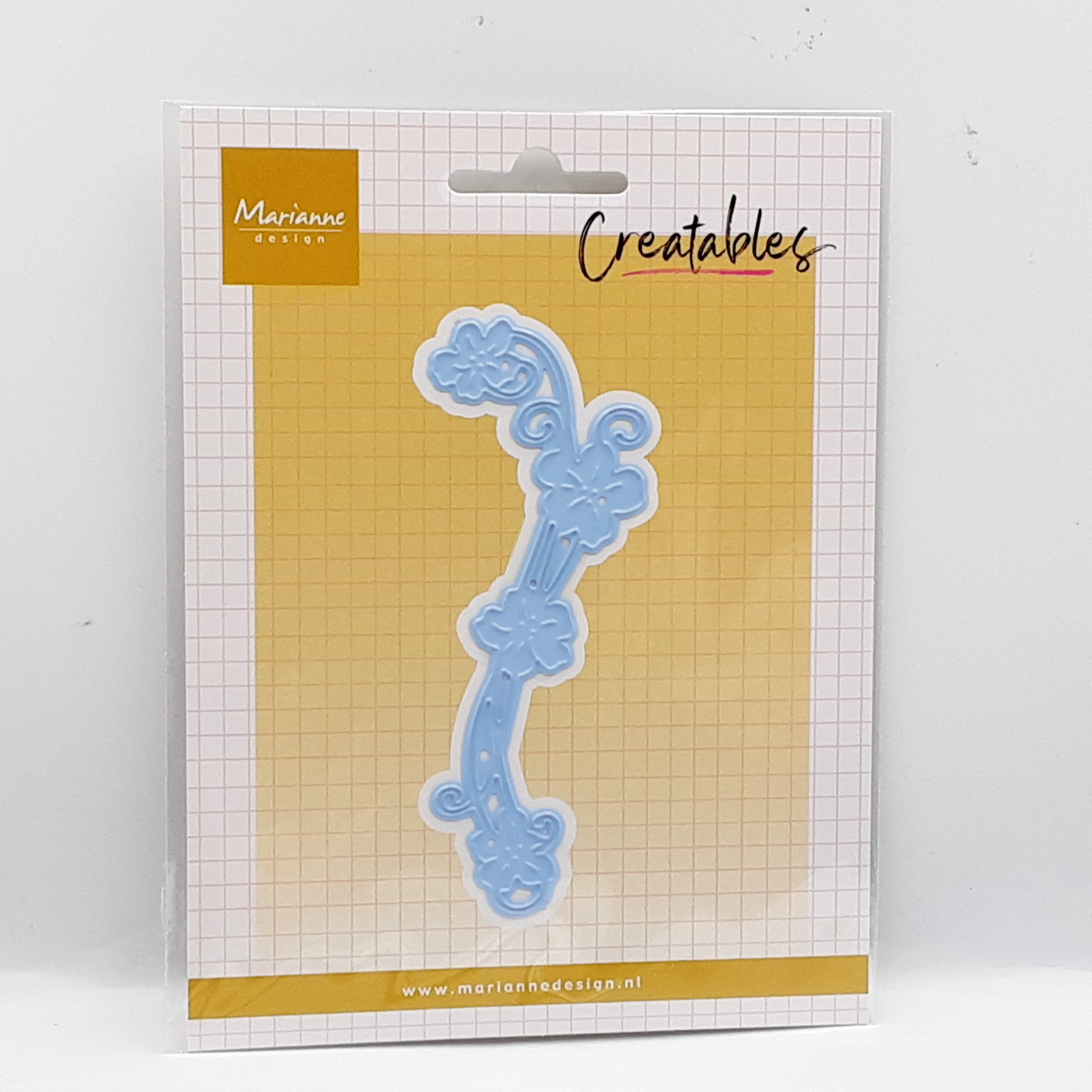 Creatables blossom swirl